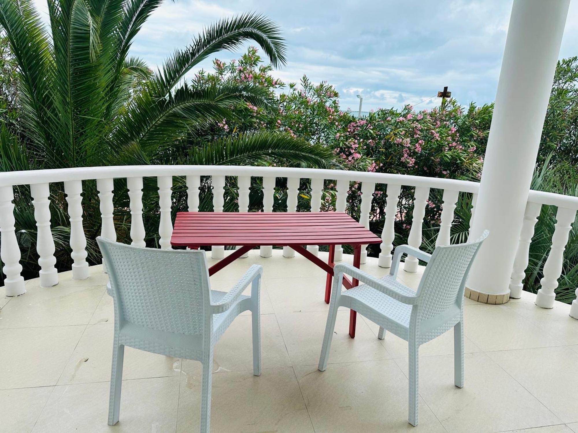 Claude Monet Beach Hotel Ureki Eksteriør bilde